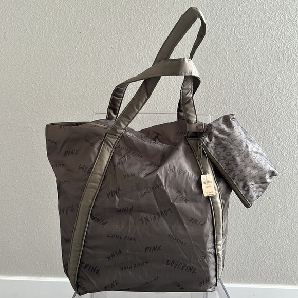 Pink travel tote bag with a matching pouch, brand new with a tag - Picture 5 of 12